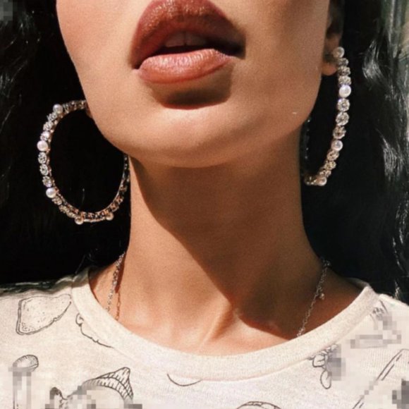 Jewelry - ✨ 2/$18 Silver Gem With Pearls Hoop Earrings (3.5 in diameter)